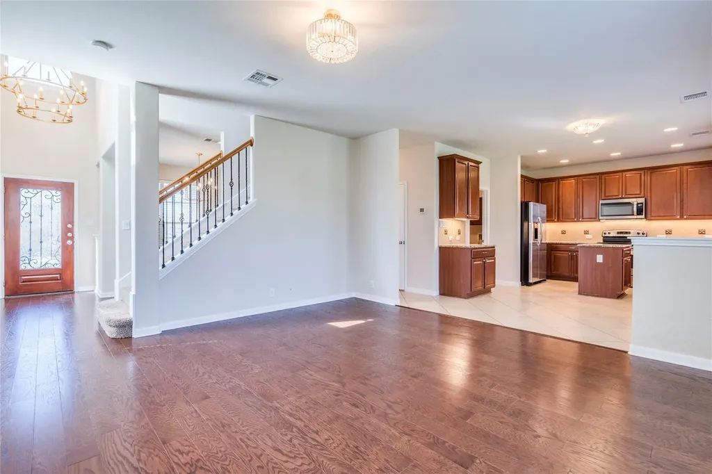 17708 Linkhill Drive Dripping Springs TX 78620