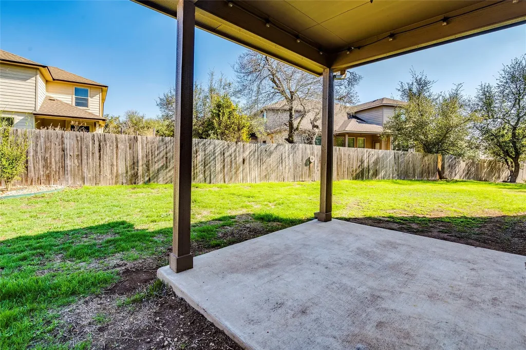 17708 Linkhill Drive Dripping Springs TX 78620