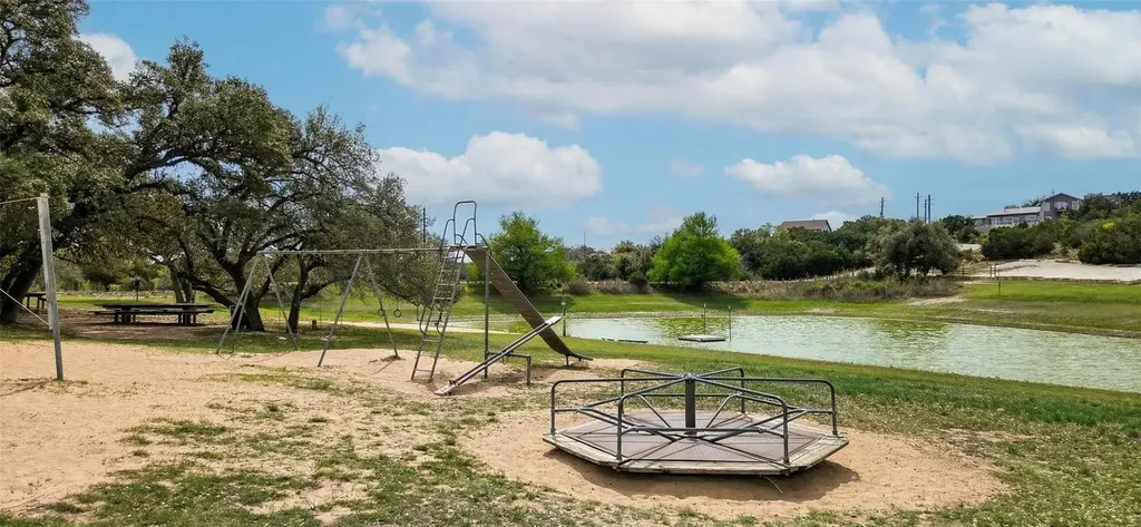 17708 Linkhill Drive Dripping Springs TX 78620