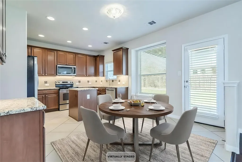 17708 Linkhill Drive Dripping Springs TX 78620