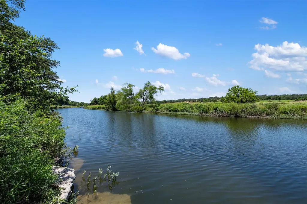 155 Crosswater Lane Dripping Springs TX 78620
