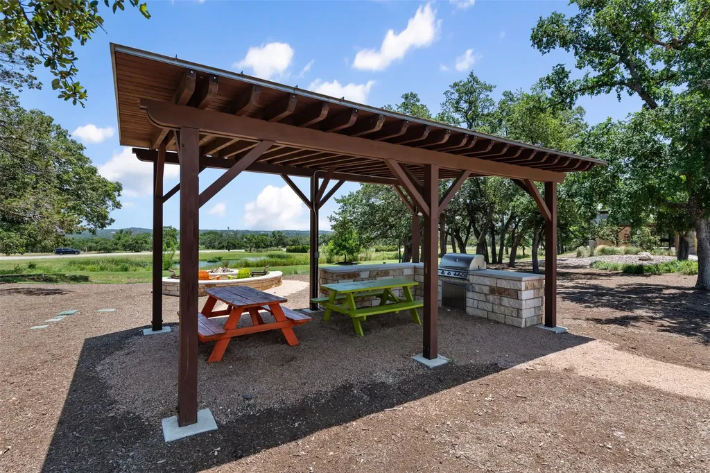 155 Crosswater Lane Dripping Springs TX 78620