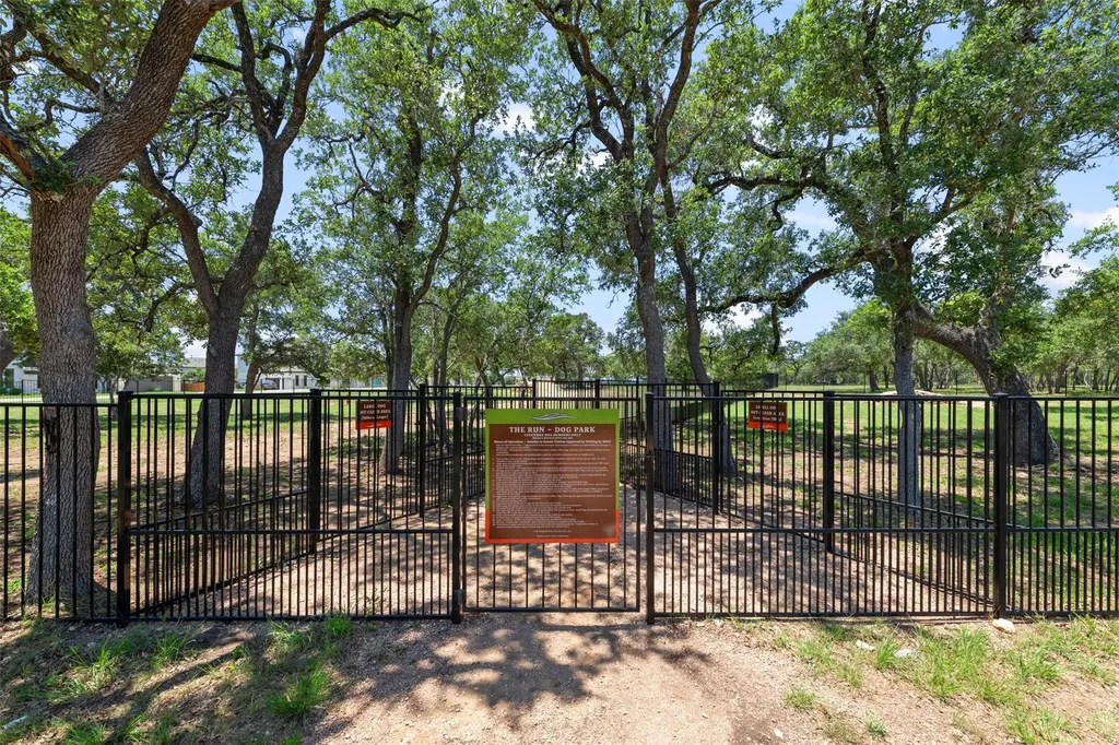 155 Crosswater Lane Dripping Springs TX 78620