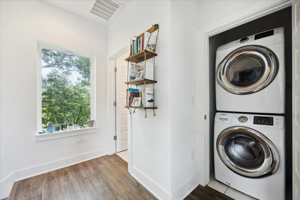 5006 Baker Street Austin TX 78721