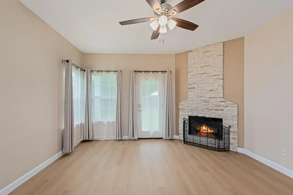 11404 Murchison Street Manor TX 78653