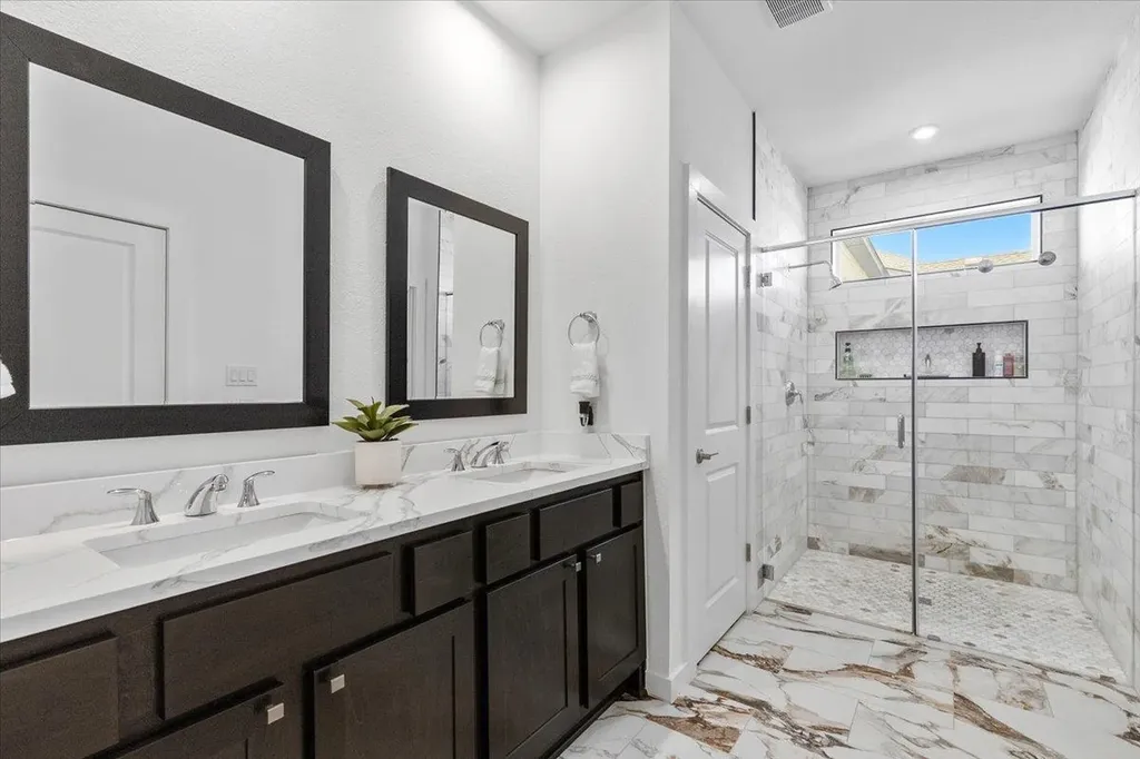 1904 Varese Path Leander TX 78641