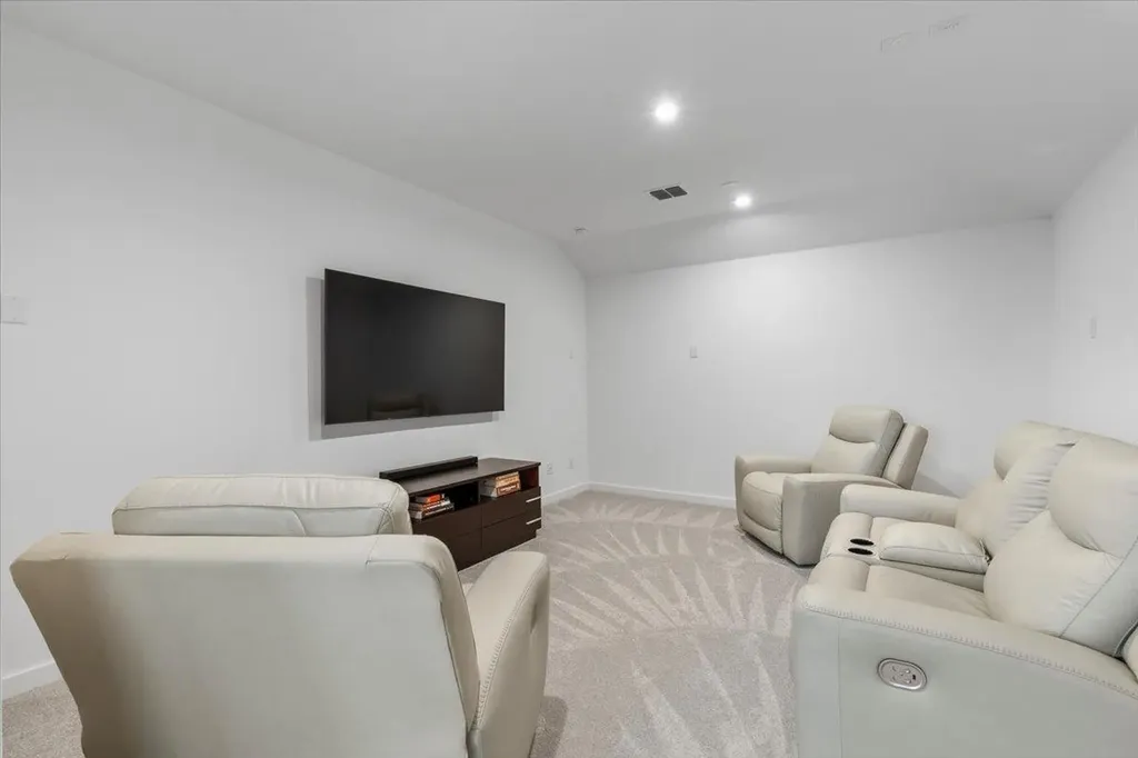1904 Varese Path Leander TX 78641