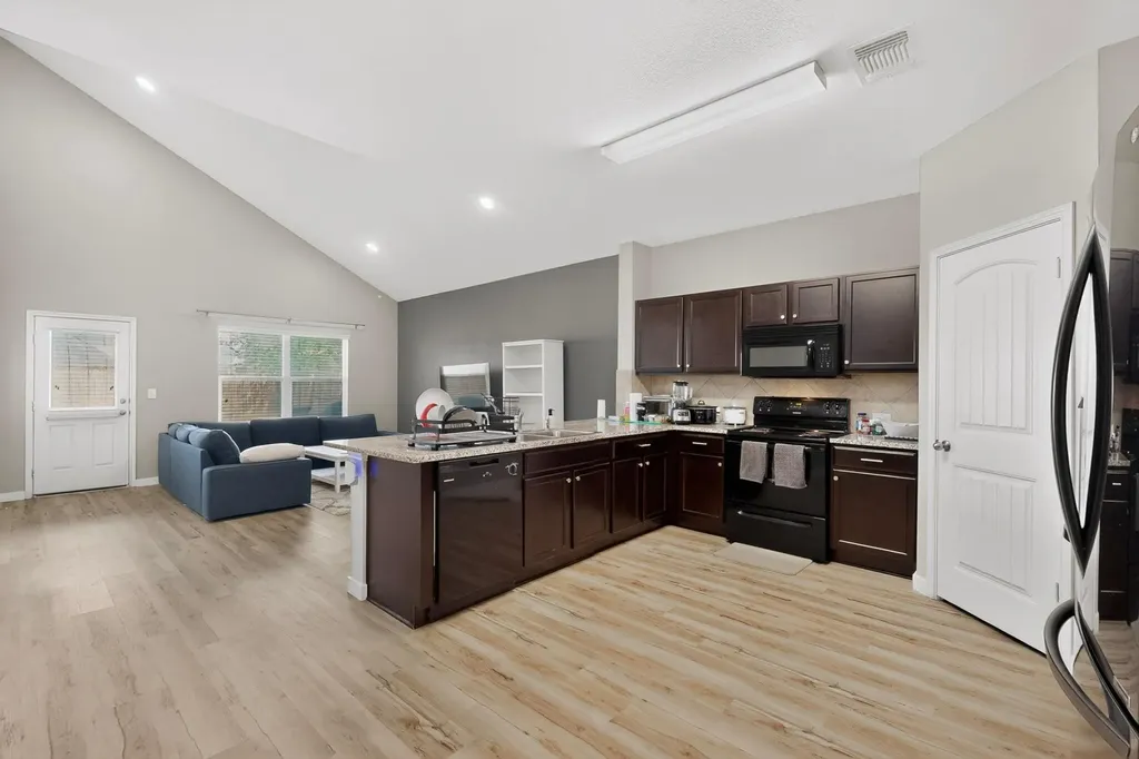 14513 Esker Road Manor TX 78653