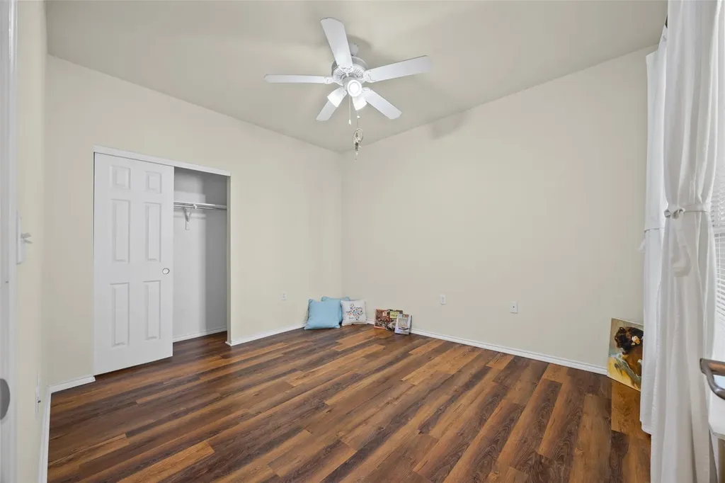 317 Essex Lane Georgetown TX 78633