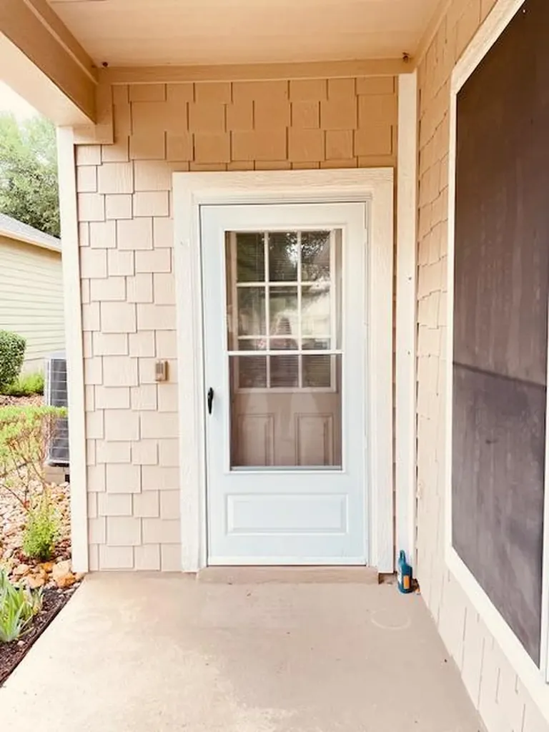 317 Essex Lane Georgetown TX 78633