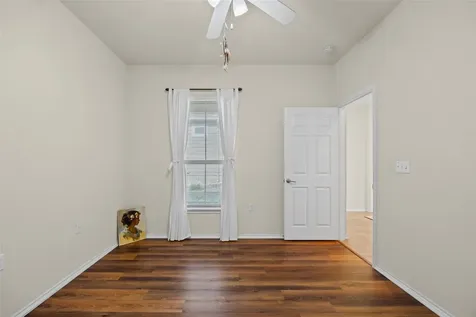 317 Essex Lane Georgetown TX 78633