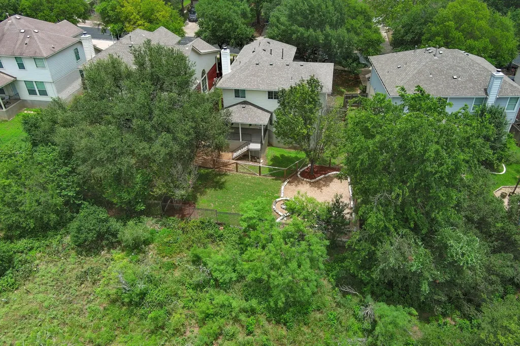 10712 Finsbury Drive Austin TX 78748