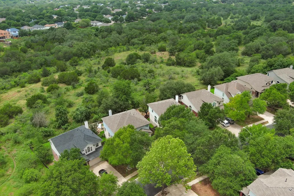 10712 Finsbury Drive Austin TX 78748
