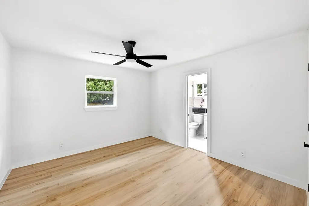 4605 Cedargrove Drive Austin TX 78744