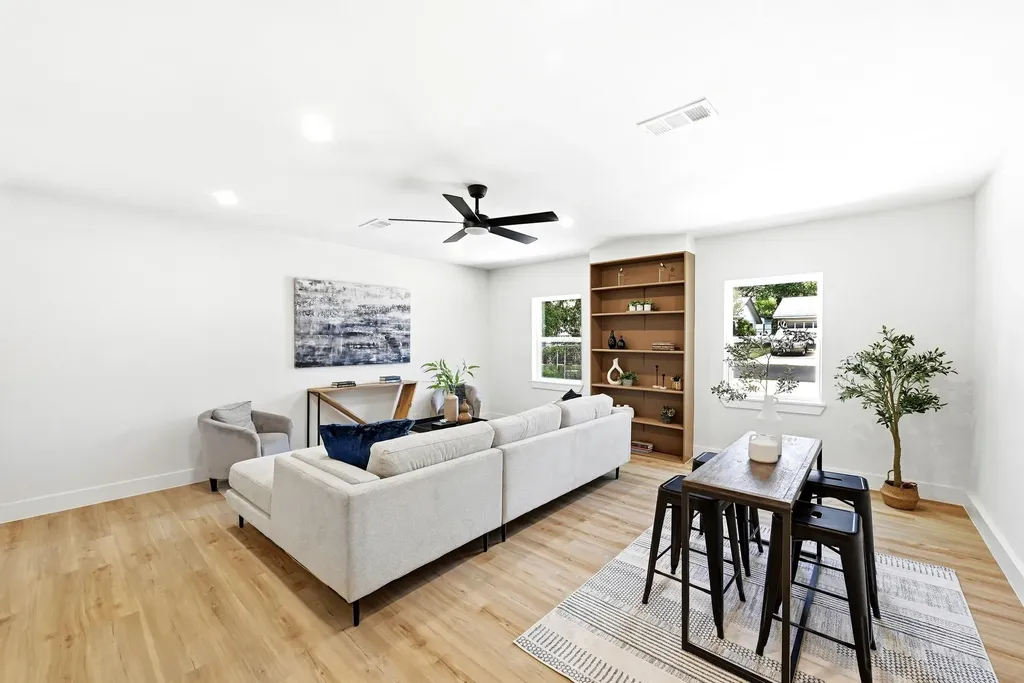 4605 Cedargrove Drive Austin TX 78744