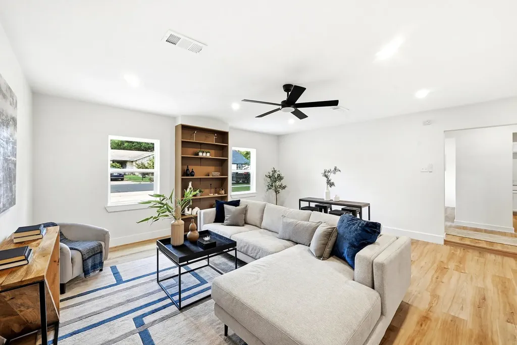 4605 Cedargrove Drive Austin TX 78744