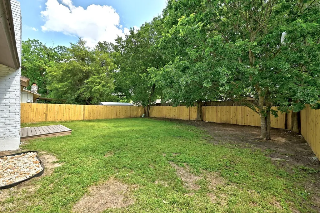 4605 Cedargrove Drive Austin TX 78744