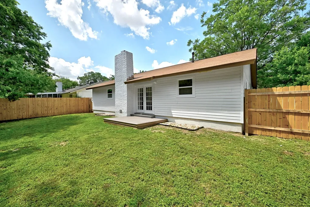 4605 Cedargrove Drive Austin TX 78744