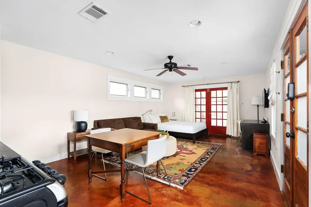 311 E 35th Street Austin TX 78705