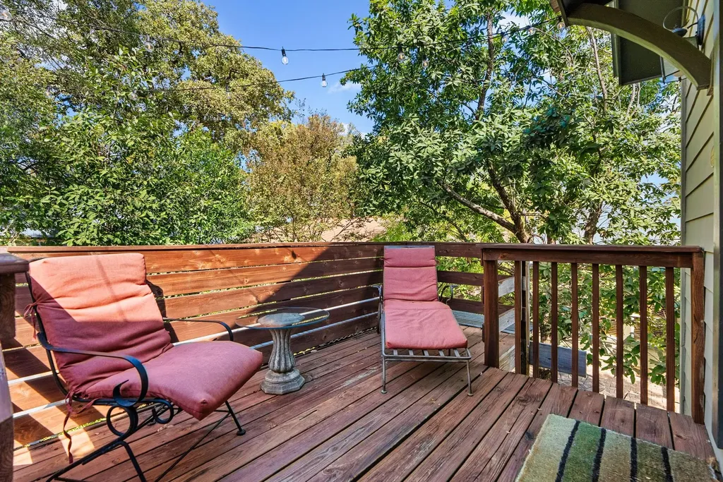 311 E 35th Street Austin TX 78705