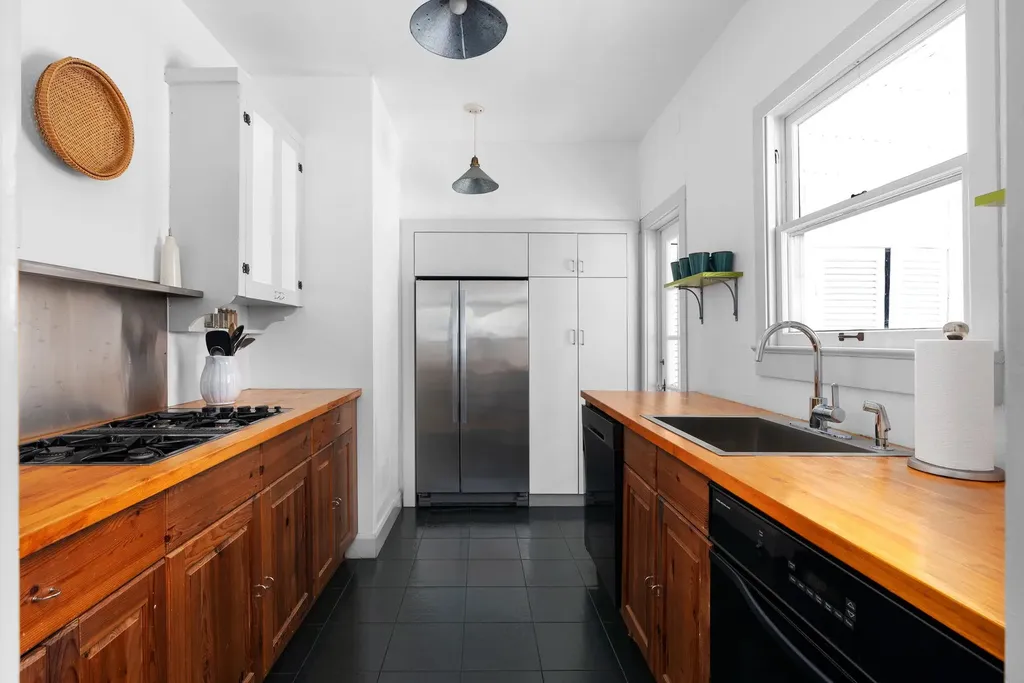 311 E 35th Street Austin TX 78705