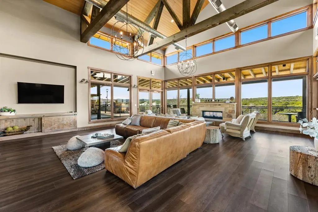 18504 Tanner Bayou Loop Austin TX 78738