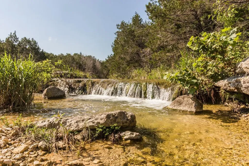 18504 Tanner Bayou Loop Austin TX 78738