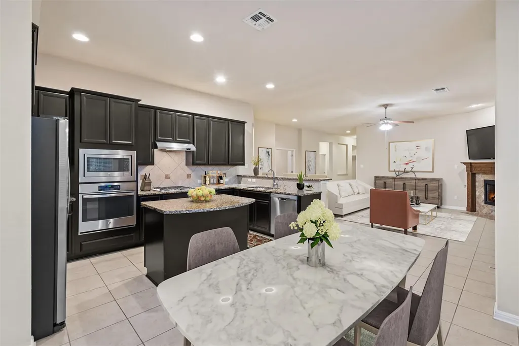 18504 Tanner Bayou Loop Austin TX 78738