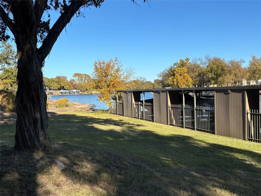 130 Primera Court Kingsland TX 78609