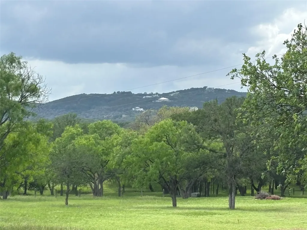 130 Primera Court Kingsland TX 78609