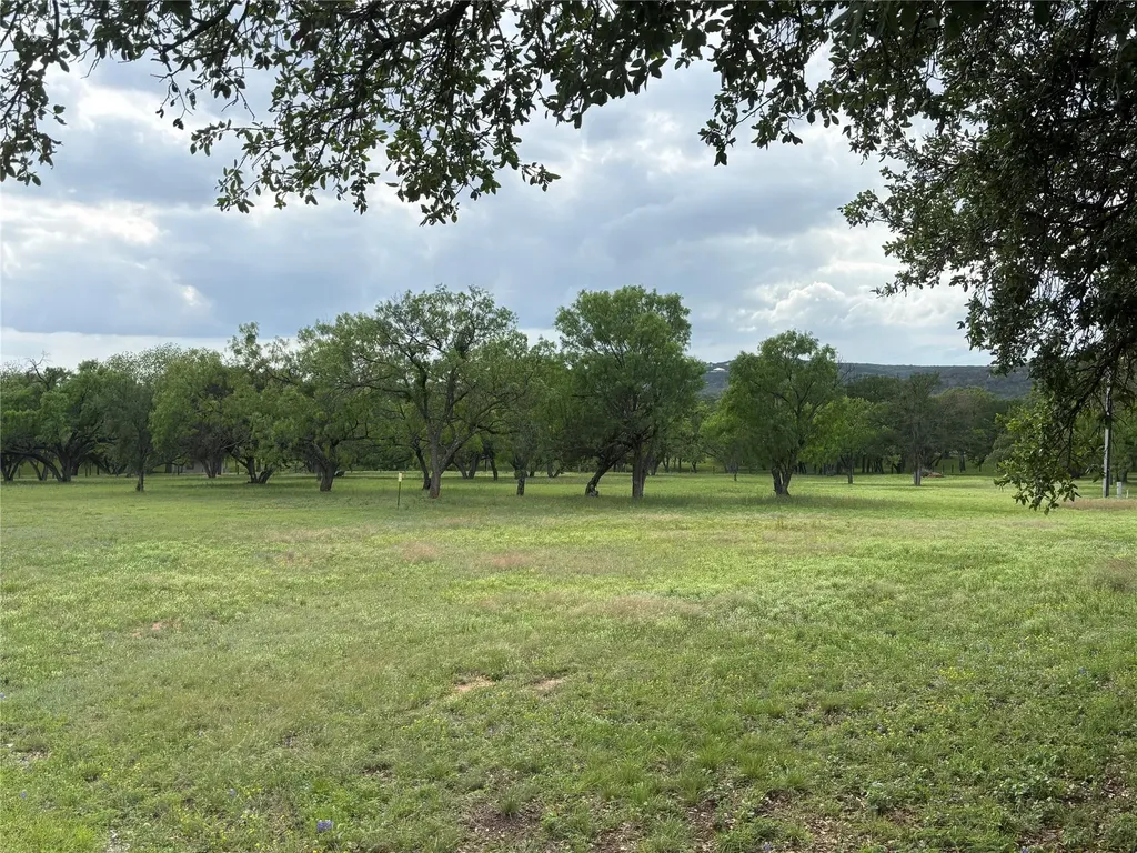 130 Primera Court Kingsland TX 78609