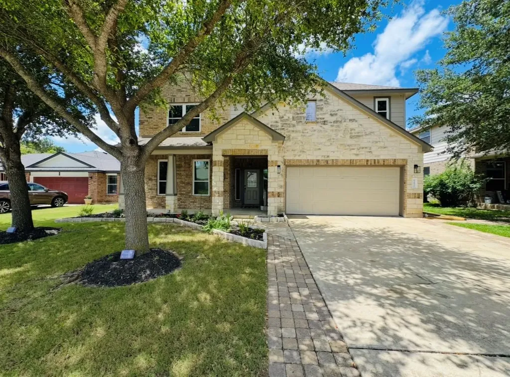 17821 Floribundas Elgin TX 78621