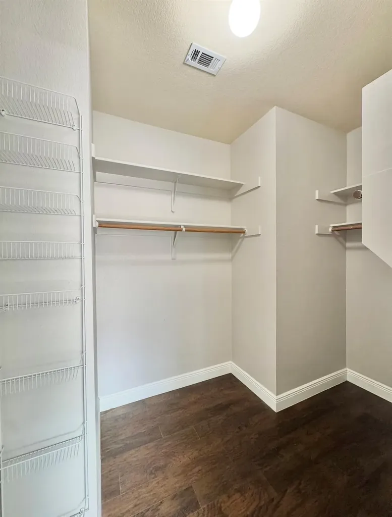 17821 Floribundas Elgin TX 78621