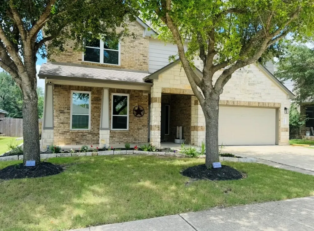 17821 Floribundas Elgin TX 78621