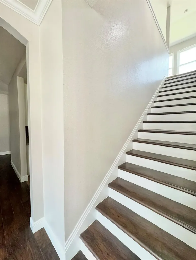 17821 Floribundas Elgin TX 78621