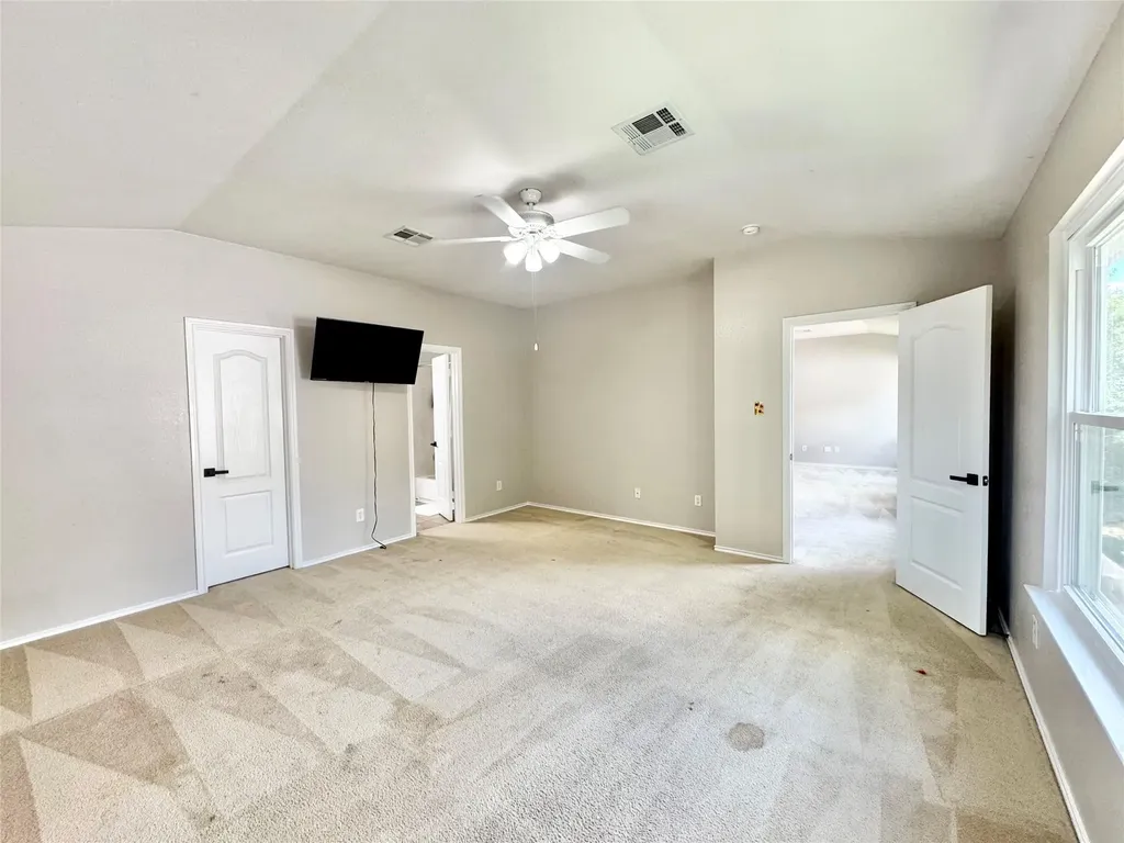17821 Floribundas Elgin TX 78621