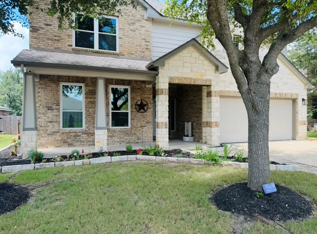 17821 Floribundas Elgin TX 78621