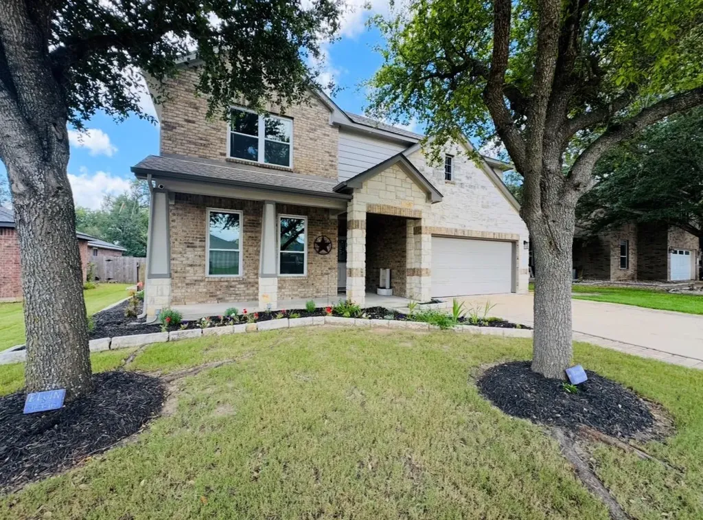17821 Floribundas Elgin TX 78621