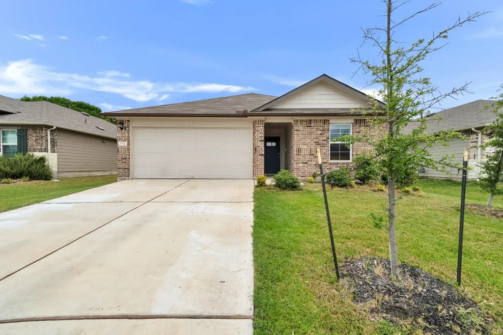 1321 Camden Lane Lockhart TX 78644