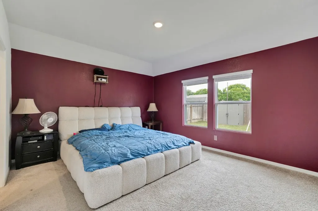 1321 Camden Lane Lockhart TX 78644