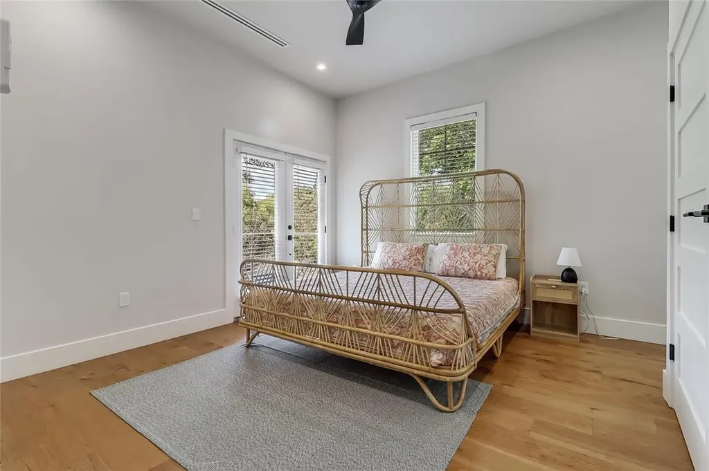 1109 W Annie Street Austin TX 78704