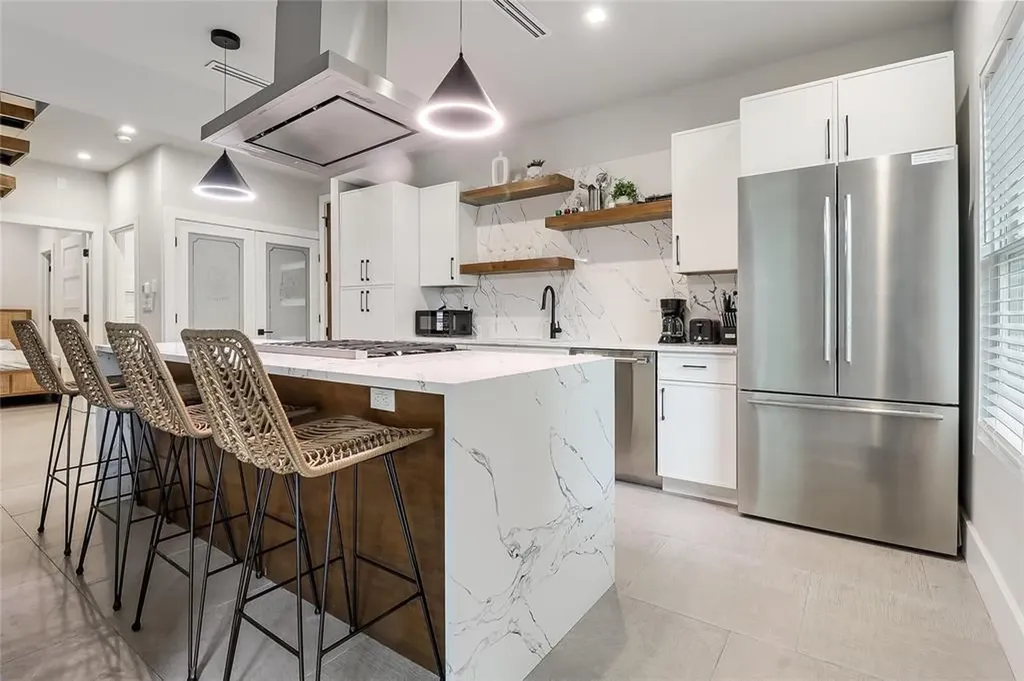 1109 W Annie Street Austin TX 78704