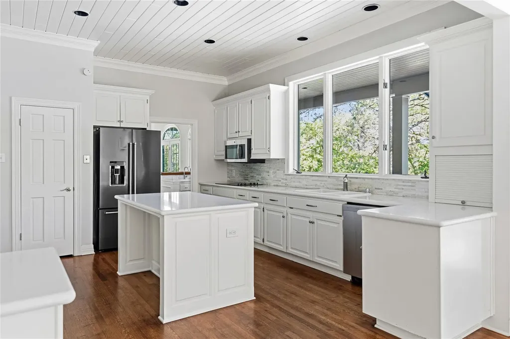 4209 Dunning Lane Austin TX 78746