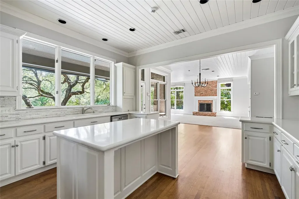 4209 Dunning Lane Austin TX 78746