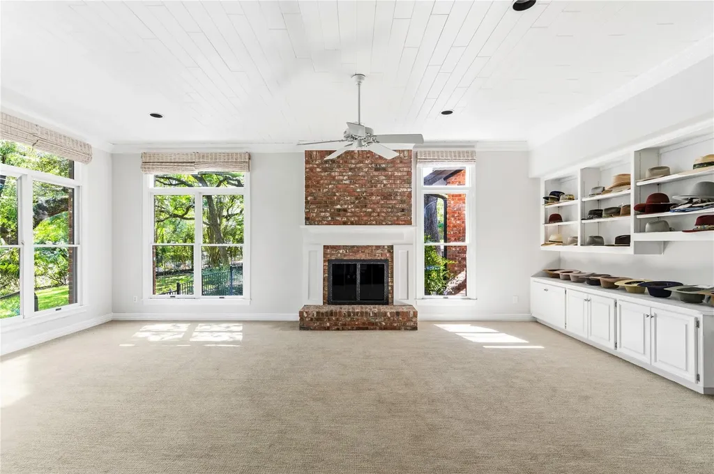 4209 Dunning Lane Austin TX 78746