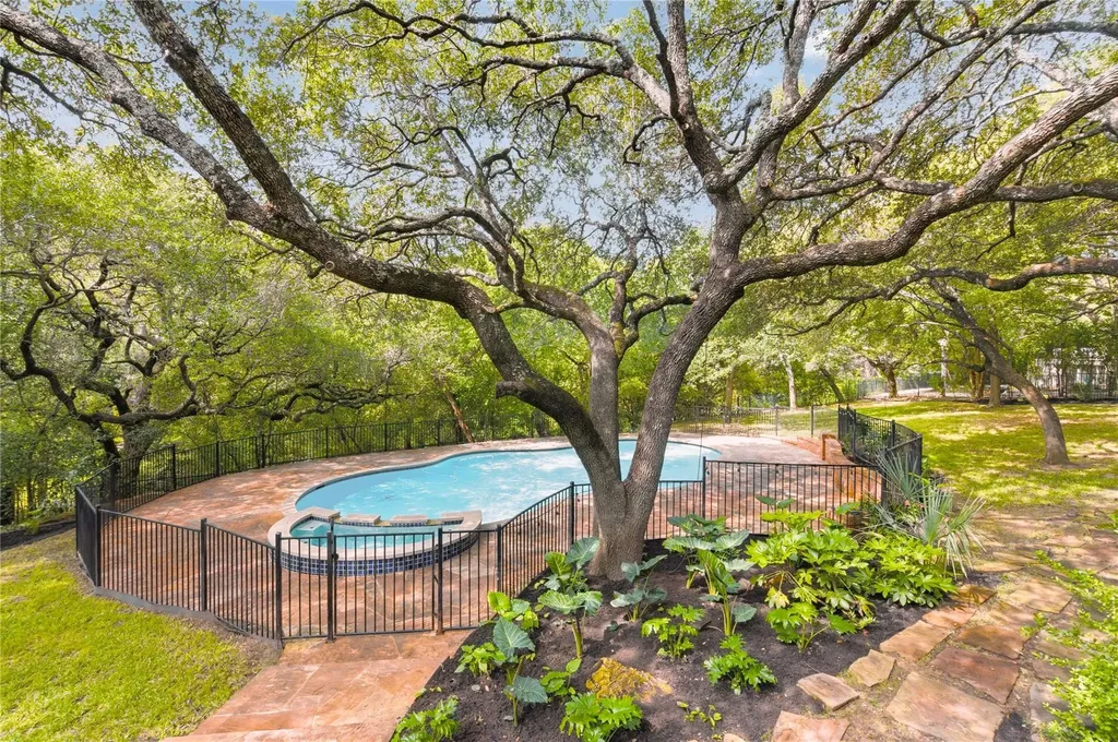 4209 Dunning Lane Austin TX 78746