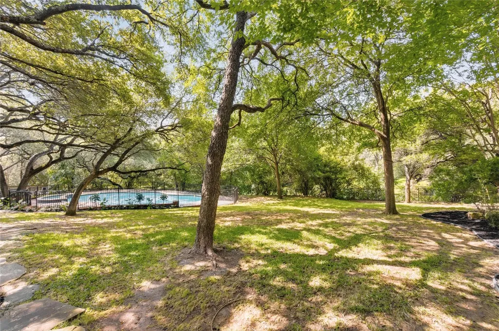 4209 Dunning Lane Austin TX 78746