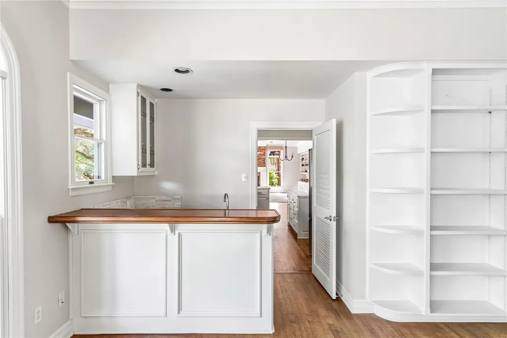 4209 Dunning Lane Austin TX 78746
