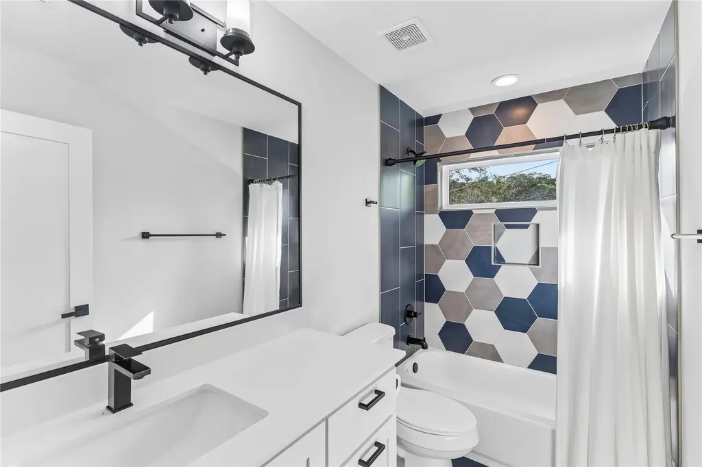 909 Philco Drive Austin TX 78745