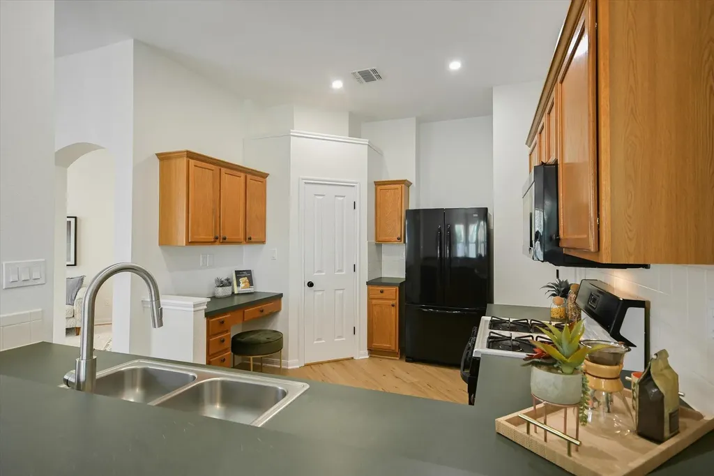 17913 Madden Drive Pflugerville TX 78660